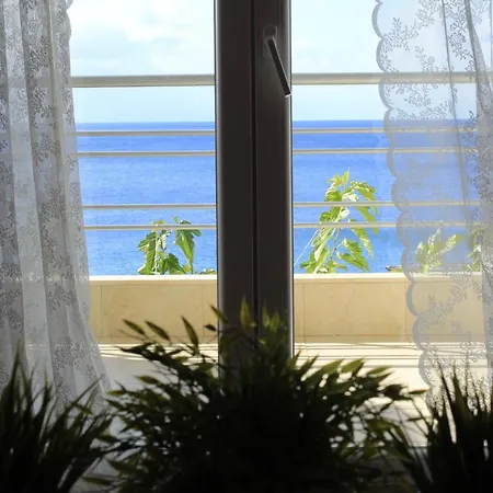 Holiday home Into The Blue *