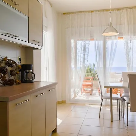 Holiday home Into The Blue *