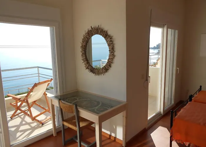 Into The Blue Tatil Evi Aya Paraskevi