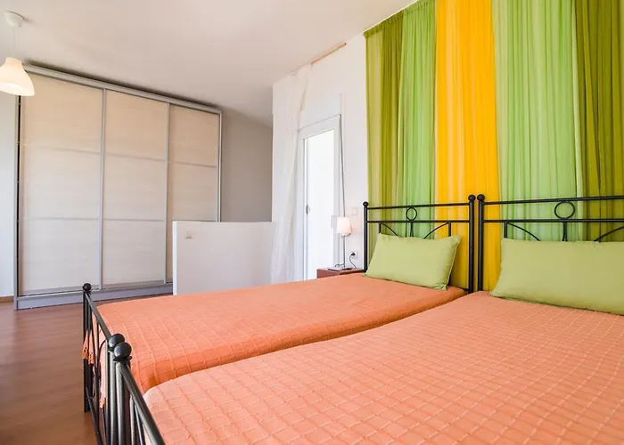 Into The Blue Tatil Evi